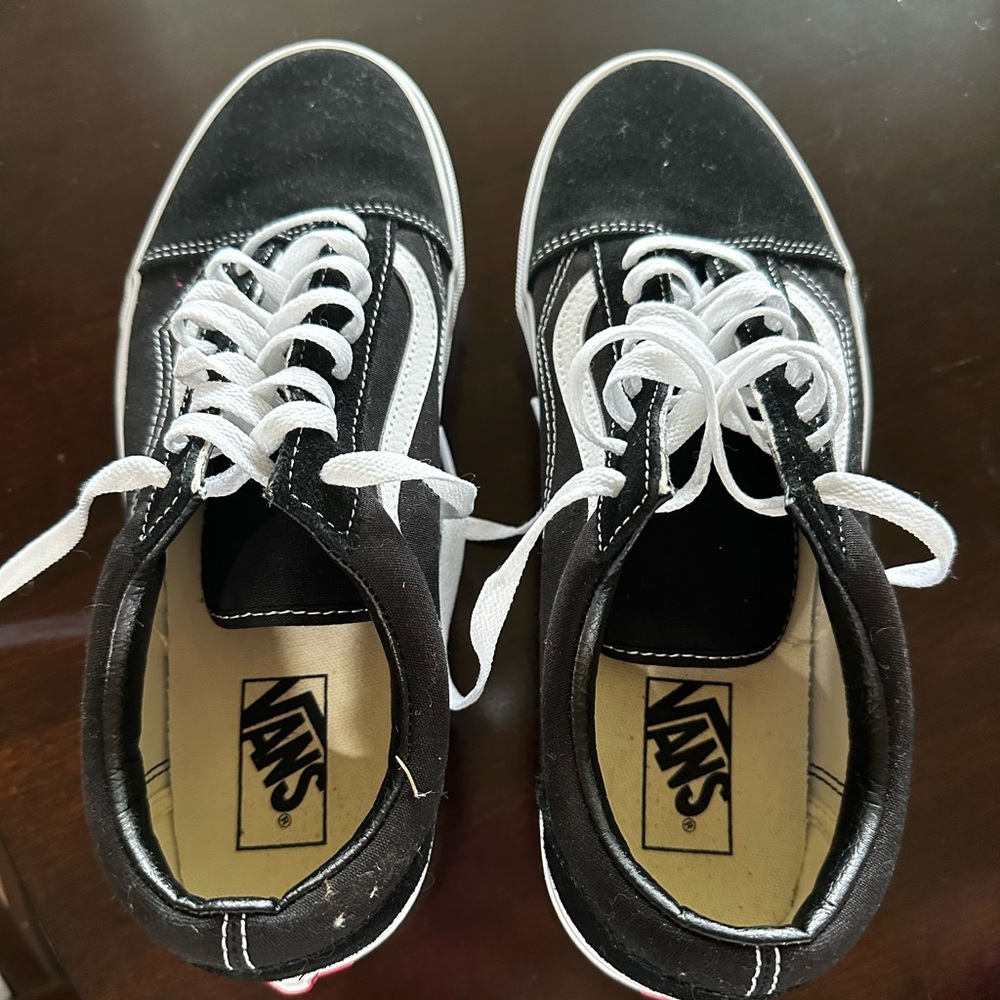 Never worn men’s black Vans